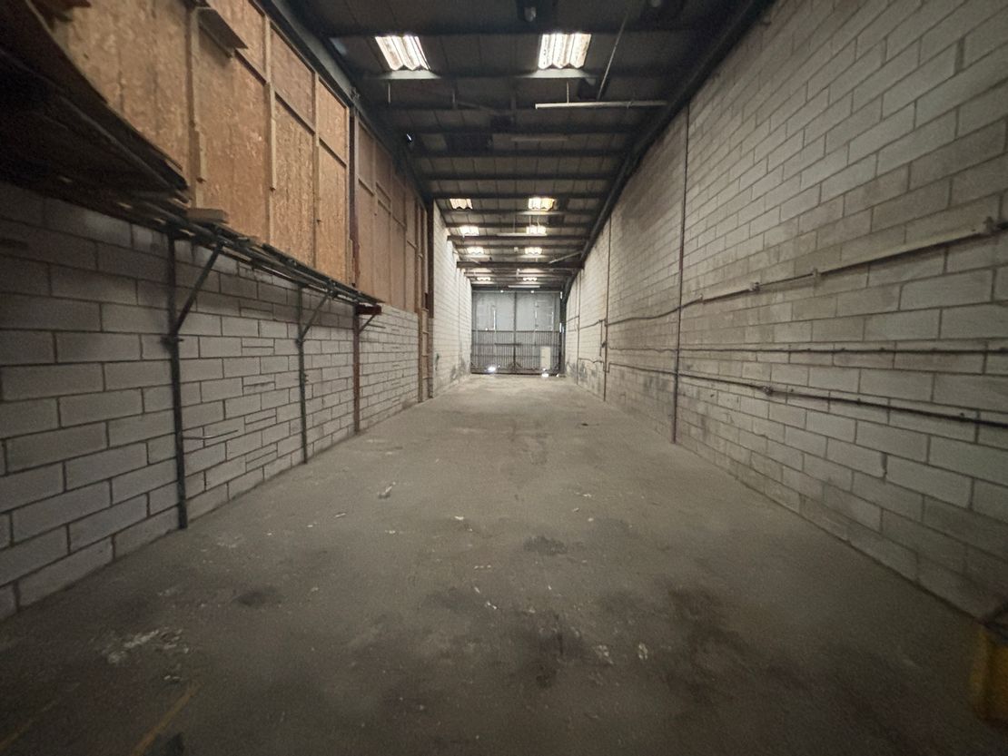 Unit V4, Willments Industrial Estate, Hazel Road, Southampton, Hampshire, SO19 7HS