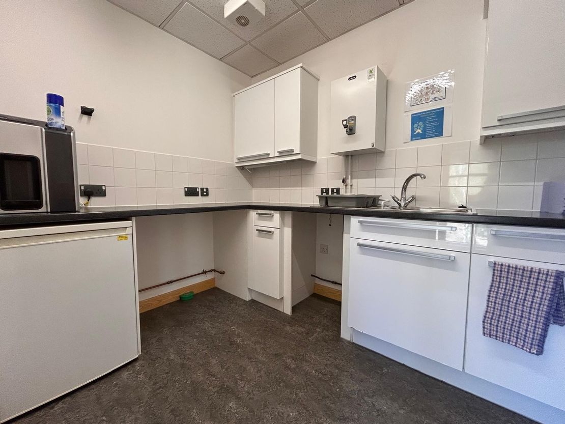 First Floor South Wing Denne Court, Hengist Field, Borden, Sittingbourne, Kent, ME9 8LT