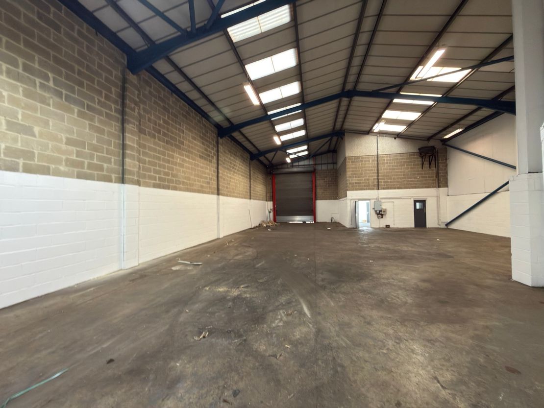 37 (Unit 6) Rochester Airport Estate, 27-43 Laker Road, Rochester, Kent, ME1 3QX