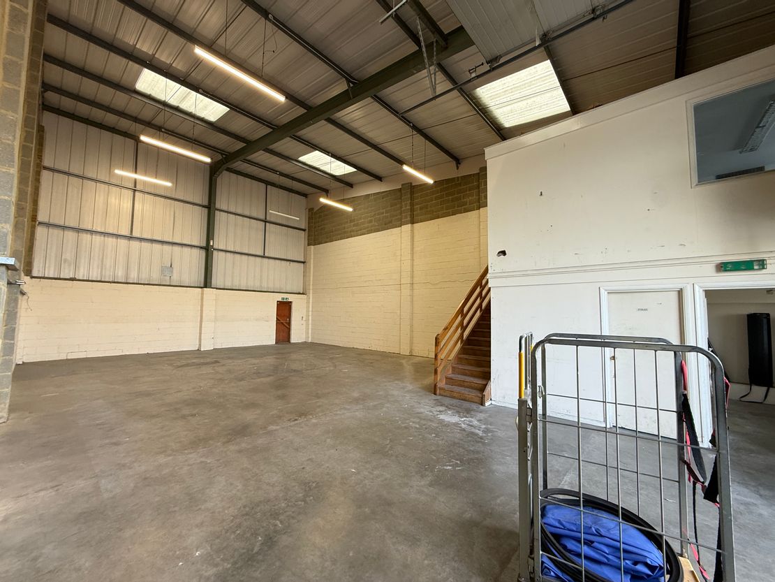 5 Neptune Industrial Estate, Neptune Close, Medway City Estate, Rochester, Kent, ME2 4LT