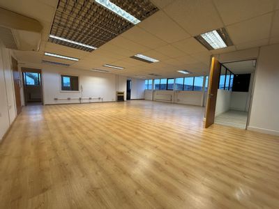 Property Image for 17 Lakeside Park, Neptune Close, Medway City Estate, Rochester, Kent, ME2 4LT