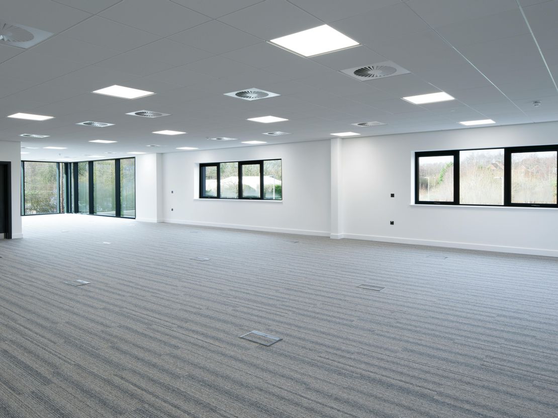 Nuneaton 37, Walsingham Drive, Bermuda Park, Nuneaton, CV10 7RW