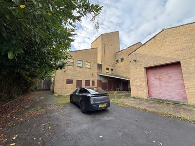 Property Image for Heol Goffa, Llanelli SA15 3EJ