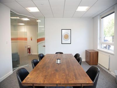 Property Image for 2640 Kings Court, The Crescent, Birmingham, West Midlands, B37 7YE