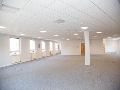 Property Image for 2640 Kings Court, The Crescent, Birmingham, West Midlands, B37 7YE
