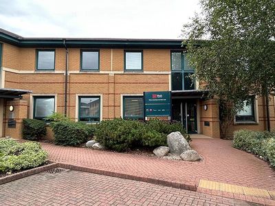 Property Image for 2640 Kings Court, The Crescent, Birmingham, West Midlands, B37 7YE