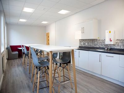 Property Image for 2640 Kings Court, The Crescent, Birmingham, West Midlands, B37 7YE