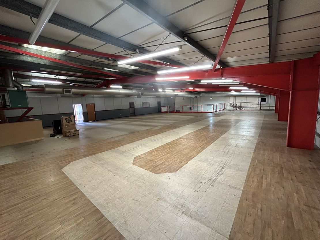 First Floor, 9-13 Lutterworth Road, Aylestone, Leicester, Leicestershire, LE2 8PH