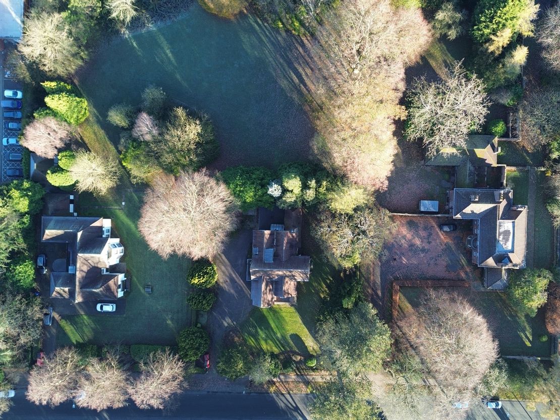 Wighton, 25 Manor Road, Oadby, Leicester, Leicestershire, LE2 2LG