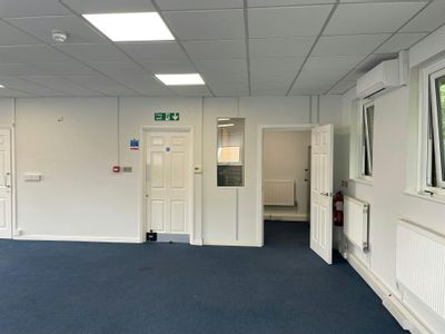 Property Image for 8 Tanners Yard, London Road, Bagshot, GU19 5HD