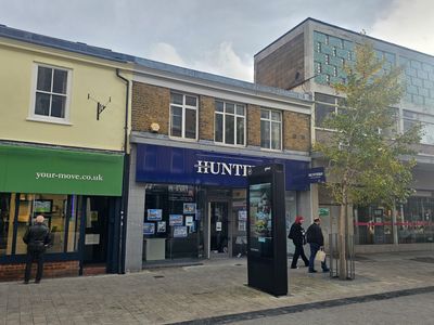 Property Image for 6 Military Road, Chatham, Kent, ME4 4JA