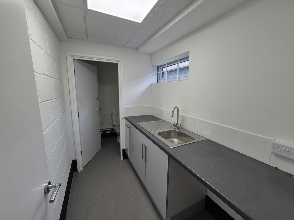 Unit B1, Lympne Distribution Park, Otterpool Lane, Hythe, CT21 4LR