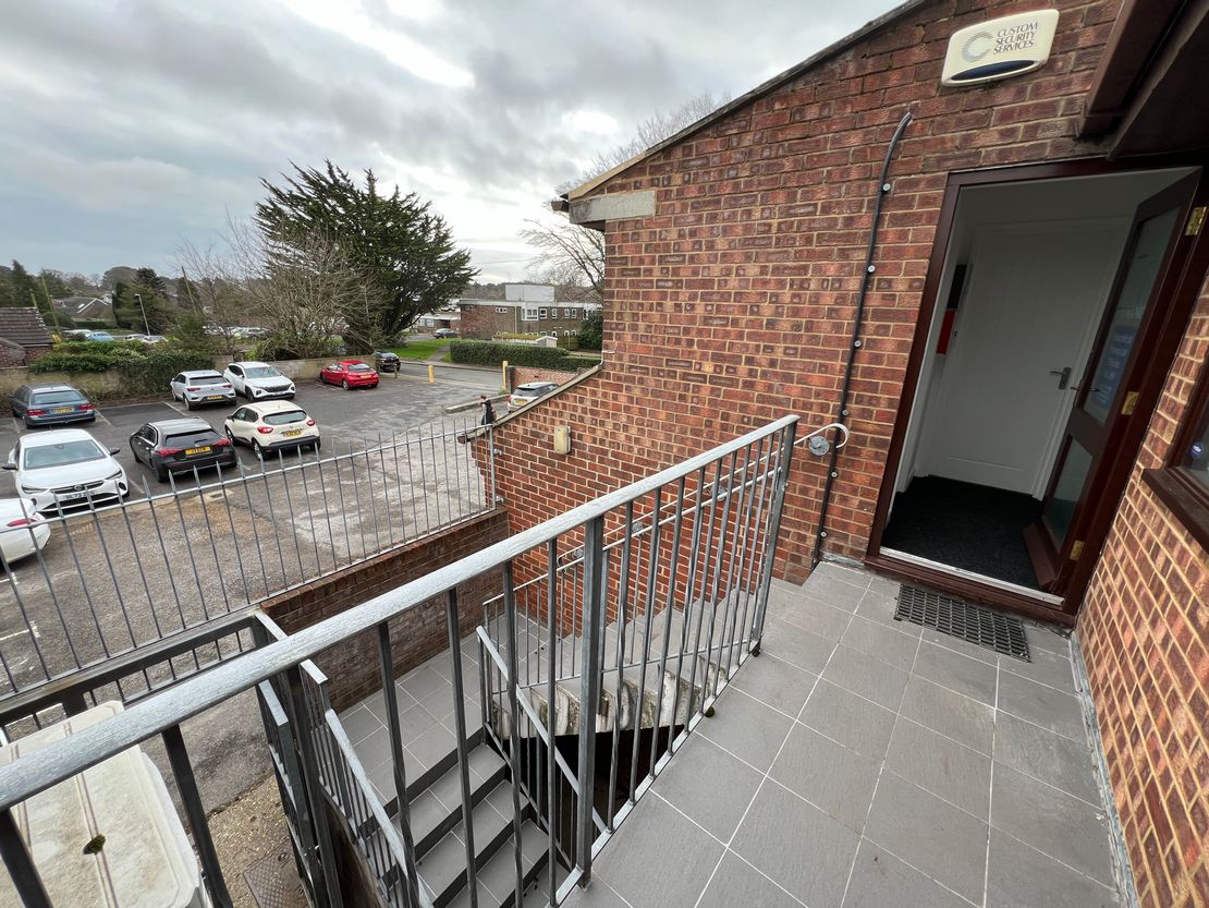 Unit 7, The Parade, 147 Wareham Road, Corfe Mullen, Wimborne, Dorset, BH21 3LA