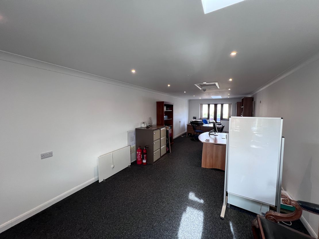 Unit 7, The Parade, 147 Wareham Road, Corfe Mullen, Wimborne, Dorset, BH21 3LA