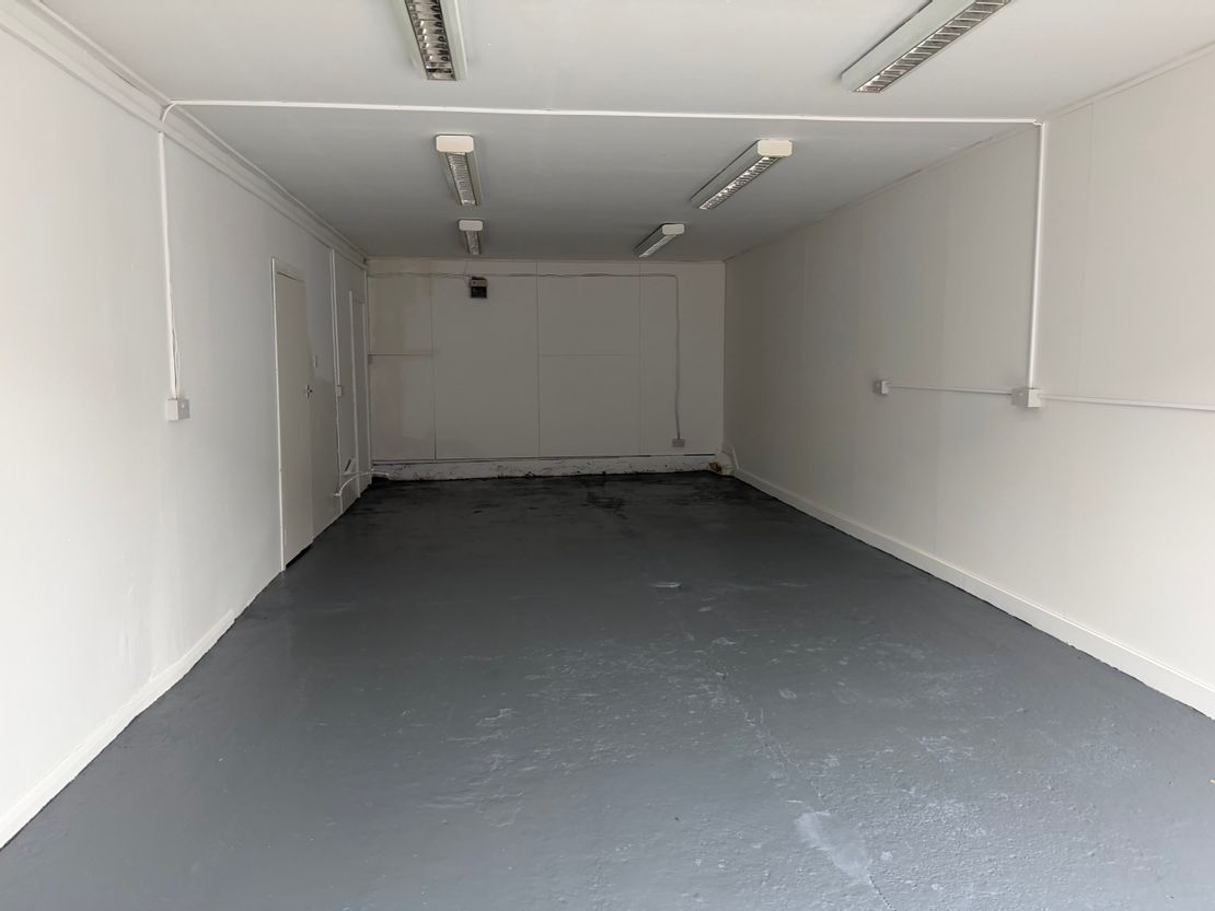 Unit 8D, Ongar Road Trading Estate, Ongar Road, Dunmow, Essex, CM6 1EU