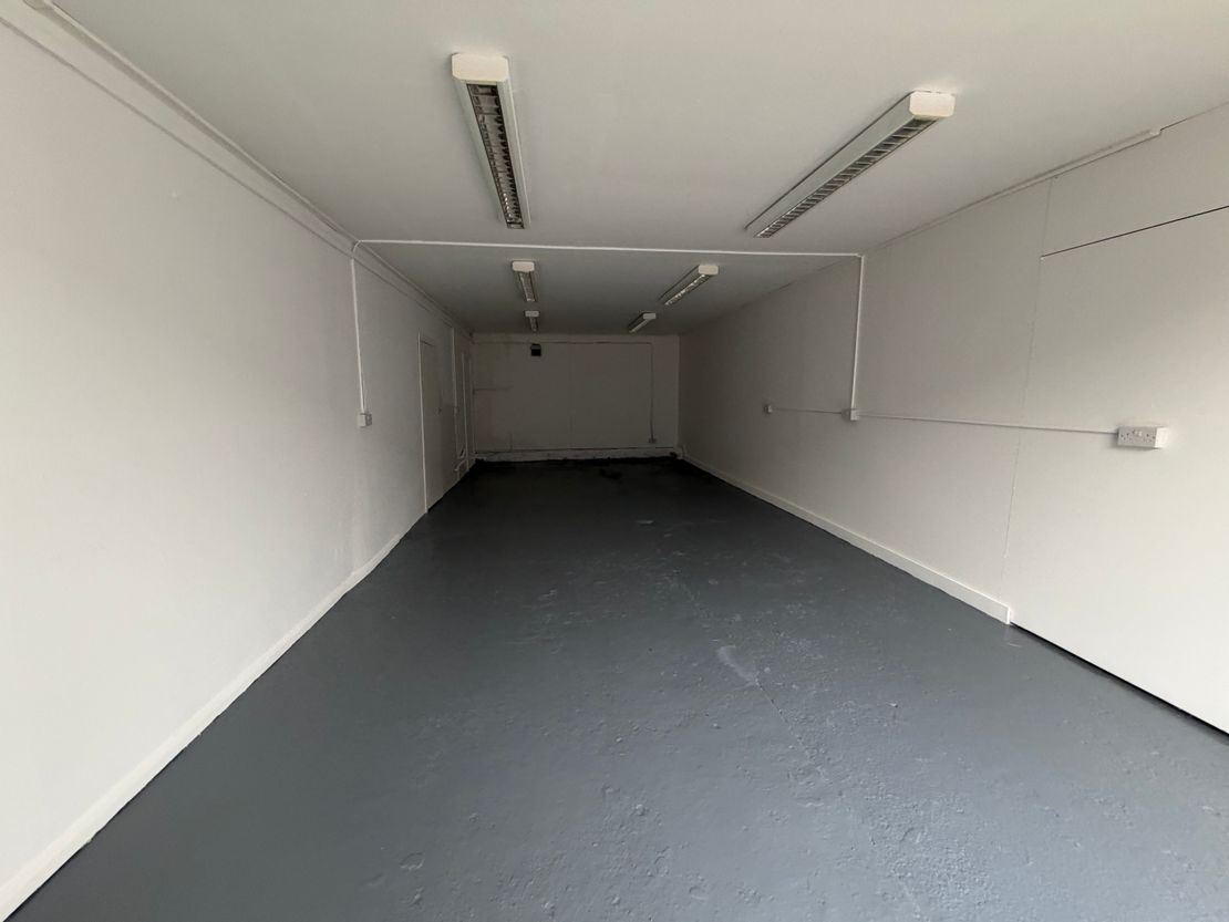 Unit 8D, Ongar Road Trading Estate, Ongar Road, Dunmow, Essex, CM6 1EU