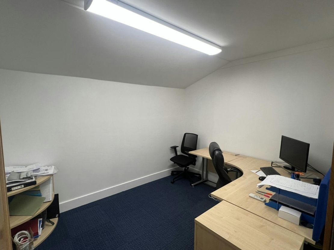 Unit 14 Abbots Business Park, Primrose Hill, Kings Langley, WD4 8FR