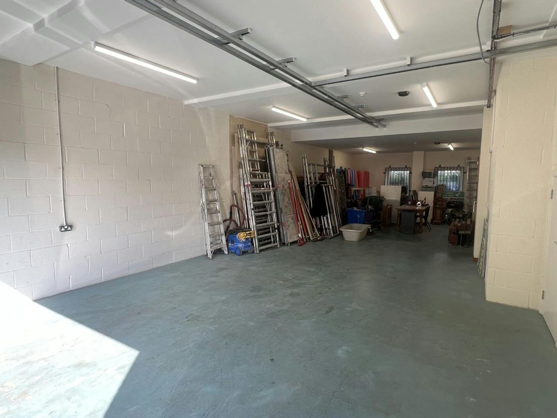 Unit 14 Abbots Business Park, Primrose Hill, Kings Langley, WD4 8FR