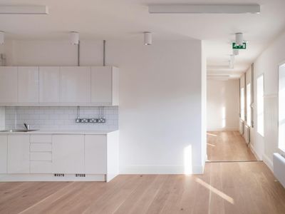 Property Image for 25 - 27 Chesterton High Street, Cambridge, CB4 1NQ