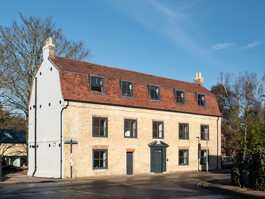 25 - 27 Chesterton High Street, Cambridge, CB4 1NQ