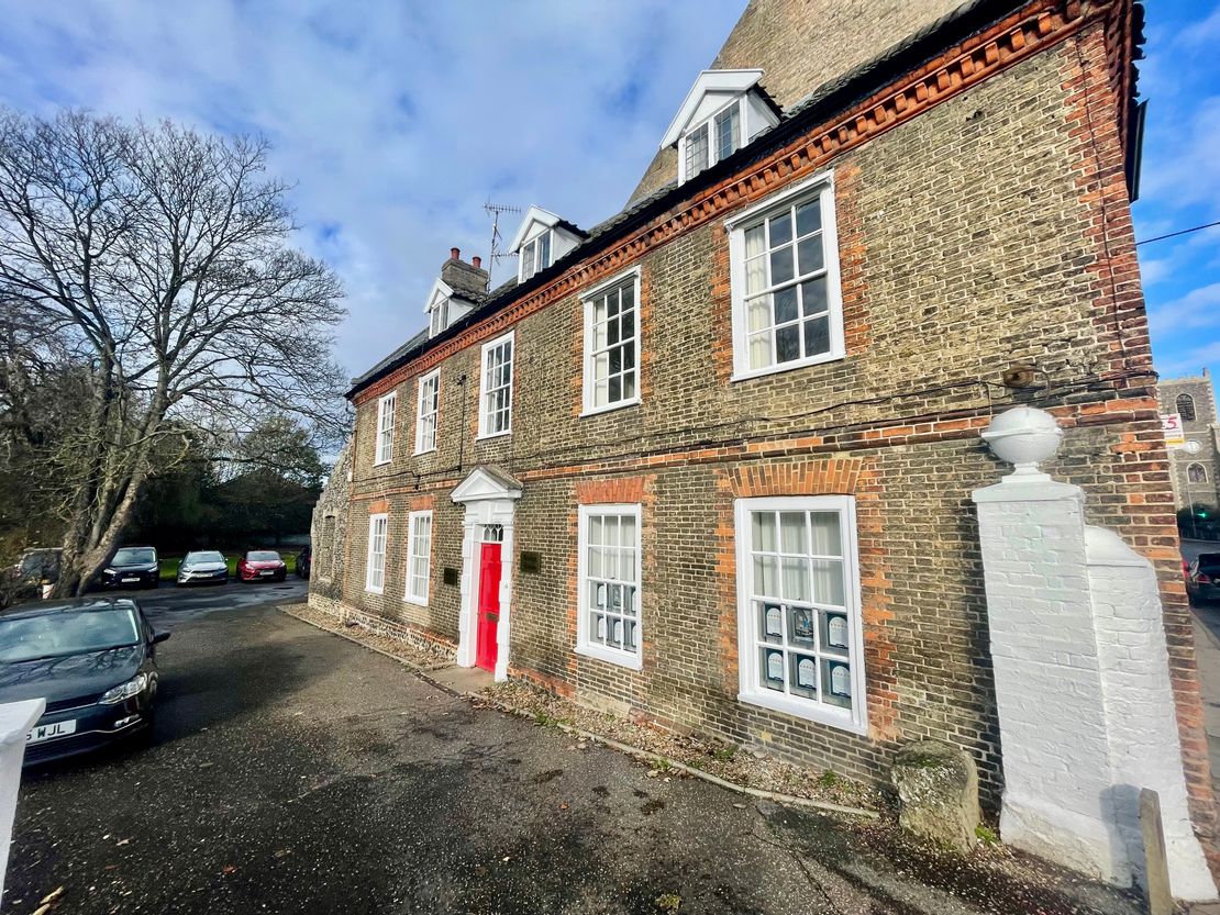 Bridge House, First Floor, 16 Bridge Street, Thetford, Norfolk, IP24 3AA
