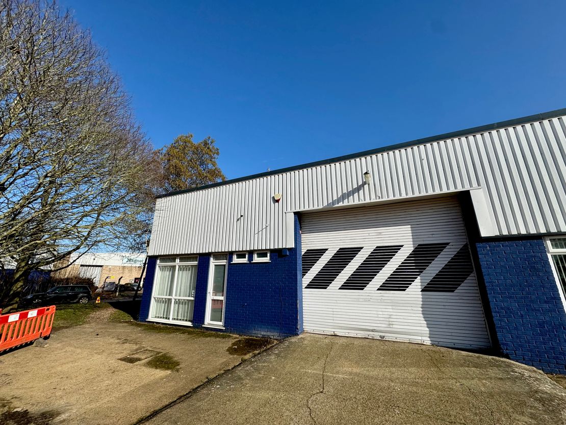 Unit 1, Arras Road, Bury St. Edmunds, Suffolk, IP33 3TX