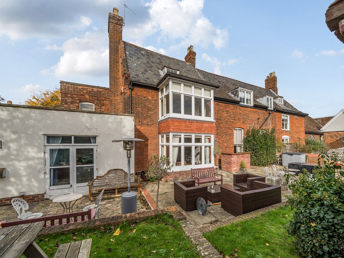 10 Northgate Street, Bury St. Edmunds, Suffolk, IP33 1HQ