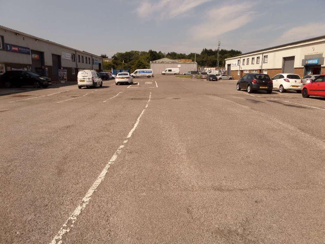 UNIT 2 RAVEN CLOSE, BRIDGEND INDUSTRIAL ESTATE, BRIDGEND, CF31 3RF