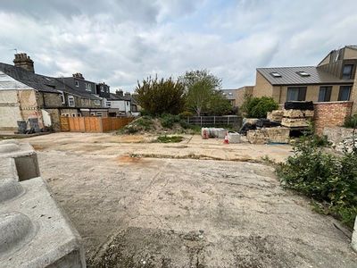 Property Image for 211 - 213 Newmarket Road, Cambridge, CB5 8HA