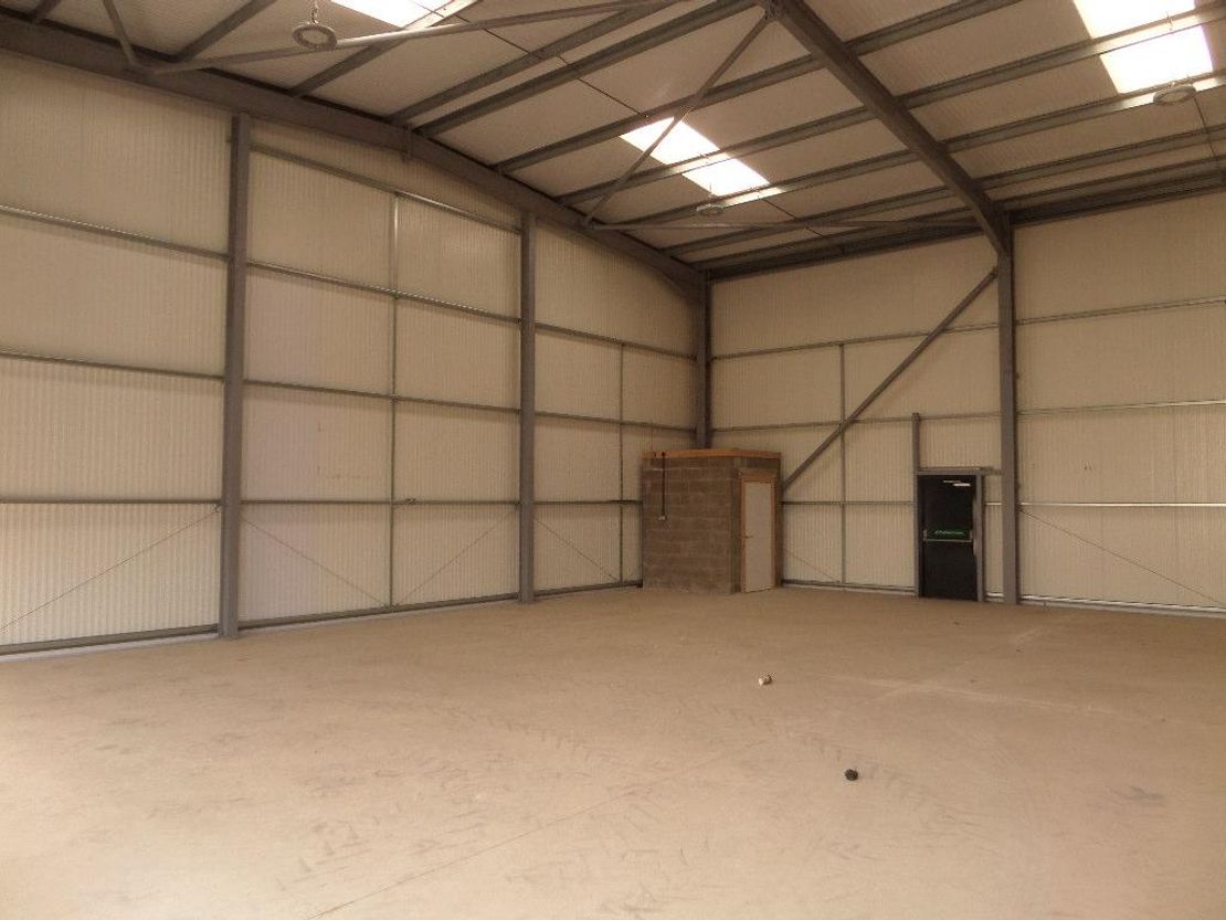 UNIT 5/5a NEWLANDS AVENUE INDUSTRIAL ESTATE, BRACKLA INDUSTRIAL ESTATE, BRIDGEND, CF31 2AZ