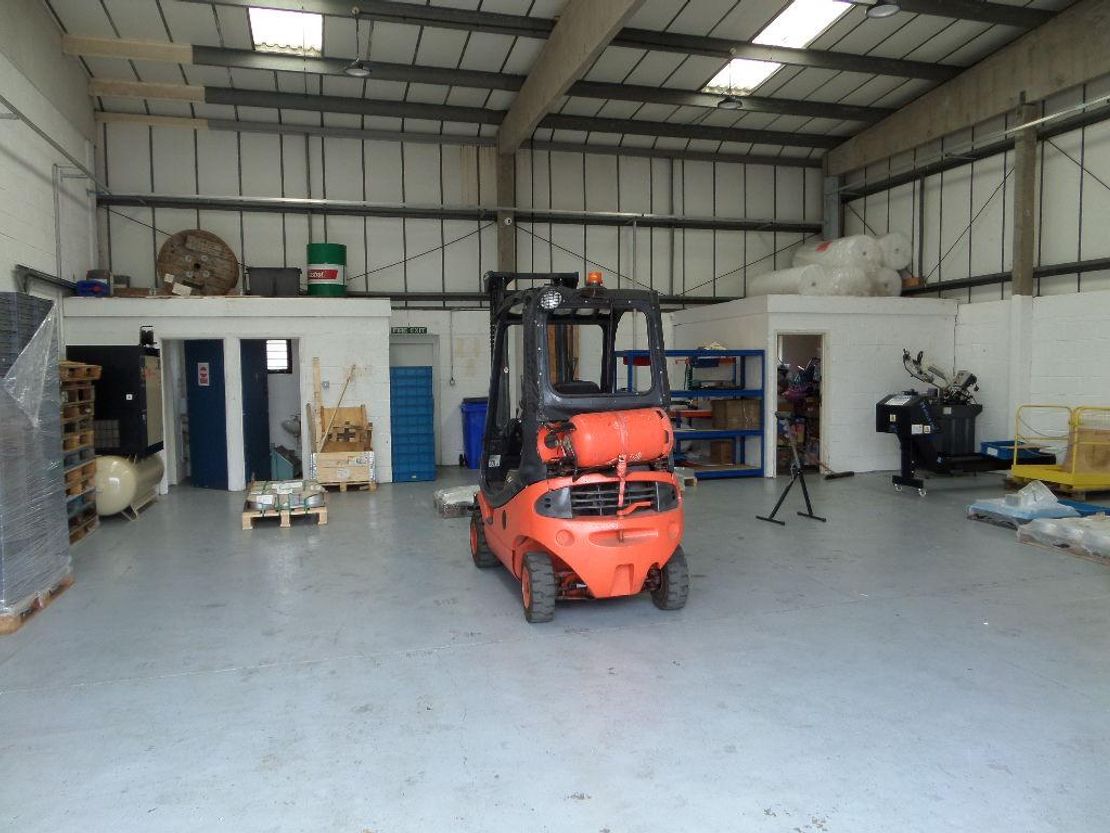 UNIT 1 BLOCK 5 NEWLANDS AVENUE, BRACKLA INDUSTRIAL ESTATE, BRIDGEND, CF31 2DA