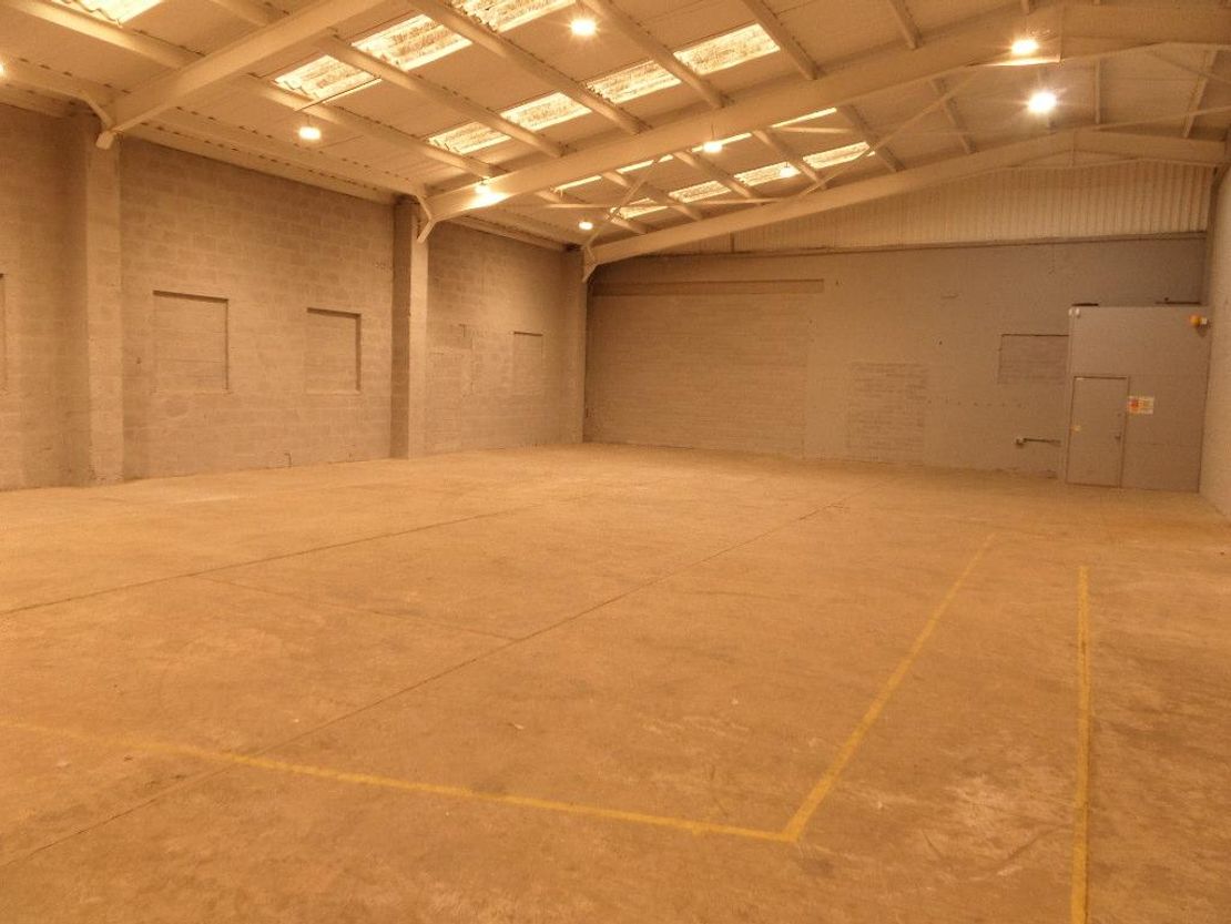 UNIT 3 MAIN AVENUE, BRACKLA INDUSTRIAL ESTATE, BRIDGEND, CF31 2AG