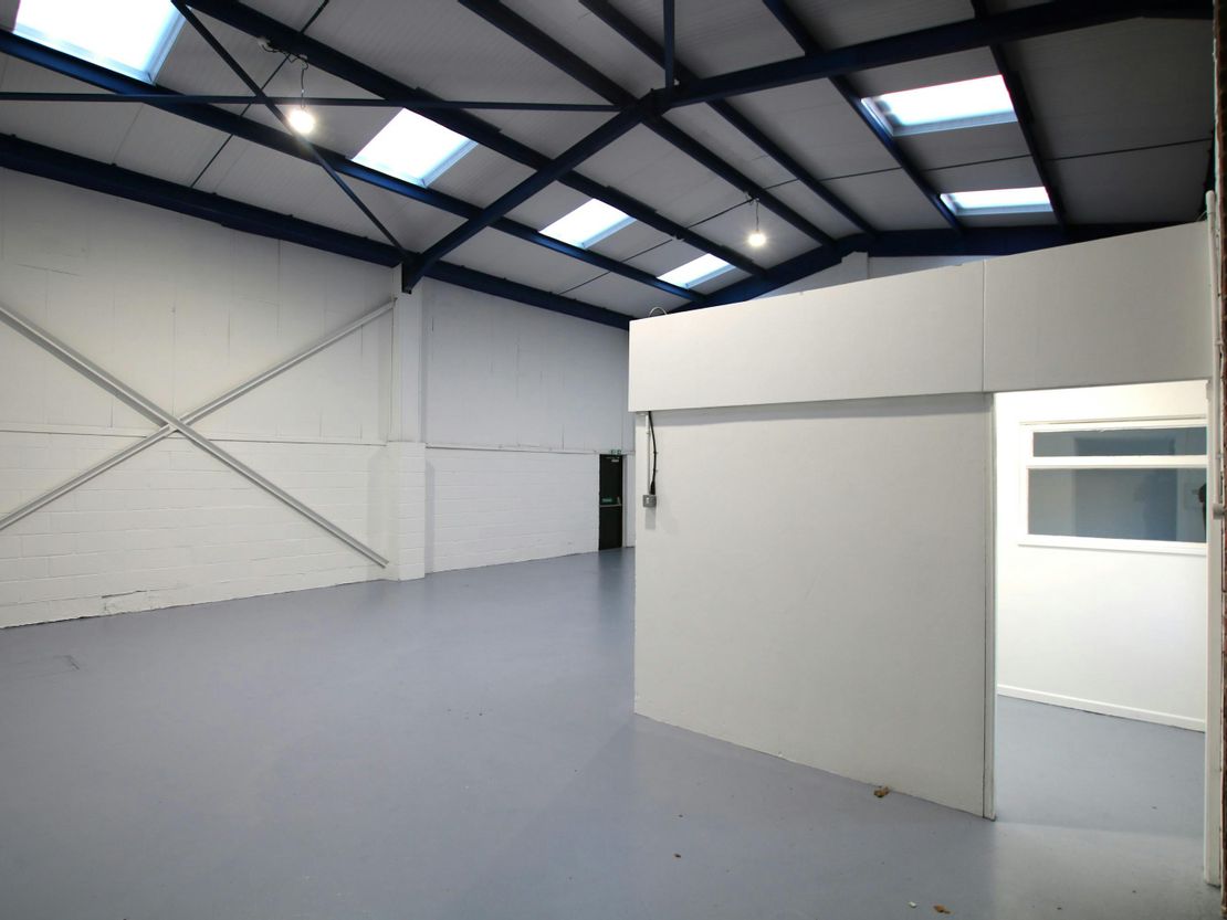 Unit 6 Forest Close, Ebblake Industrial Estate, Verwood, BH31 6DE