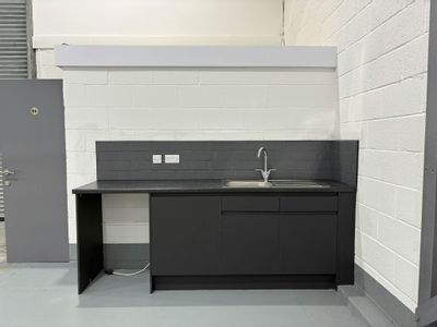 Property Image for Unit 33, Phoenix Distribution Park, Phoenix Way, Hounslow, TW5 9NB