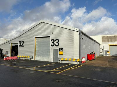 Property Image for Unit 33, Phoenix Distribution Park, Phoenix Way, Hounslow, TW5 9NB