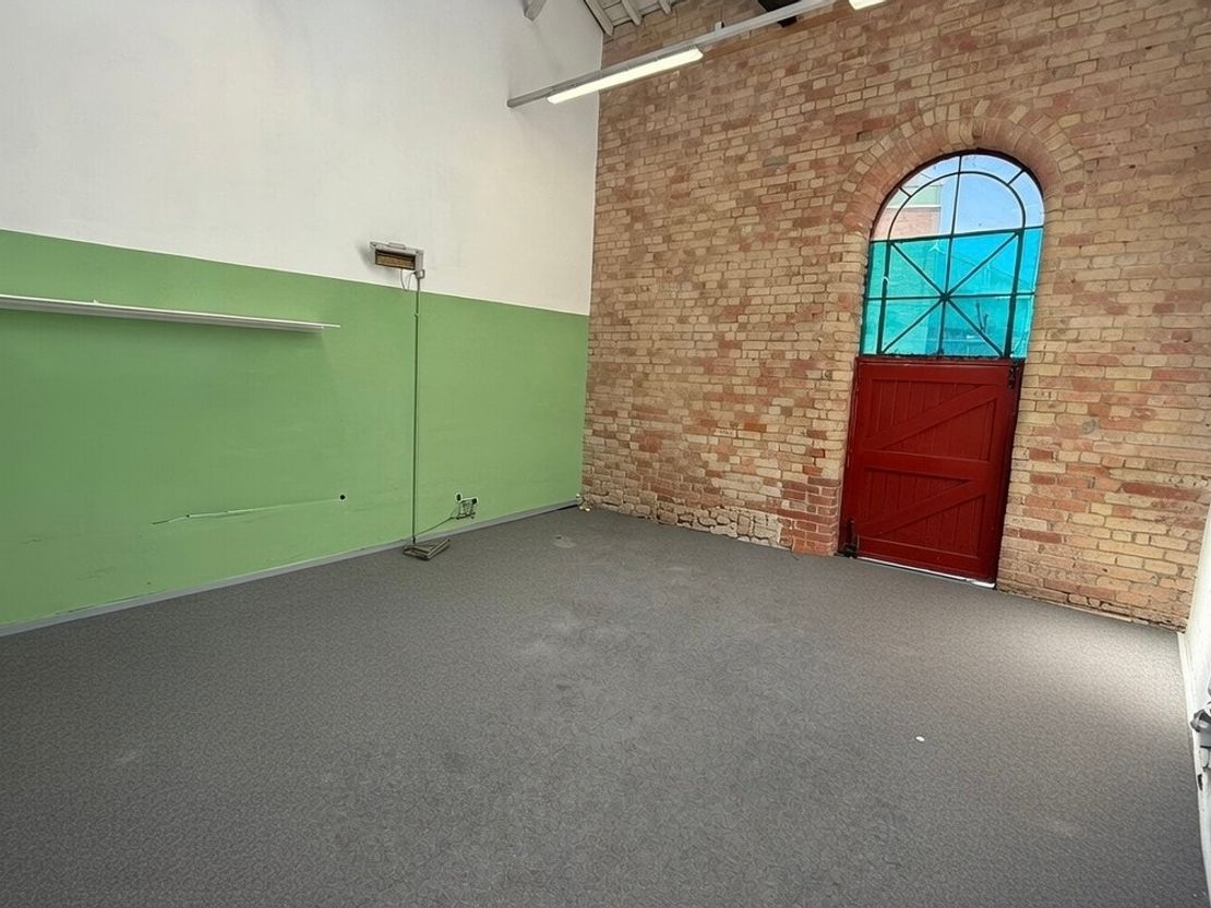 23 Derwent Business Centre, Clarke Street, Derby, Derbyshire, DE1 2BU