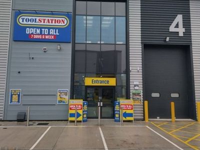 Property Image for Unit 3 Royston Gateway Trade Park, Royston, SG8 5HN