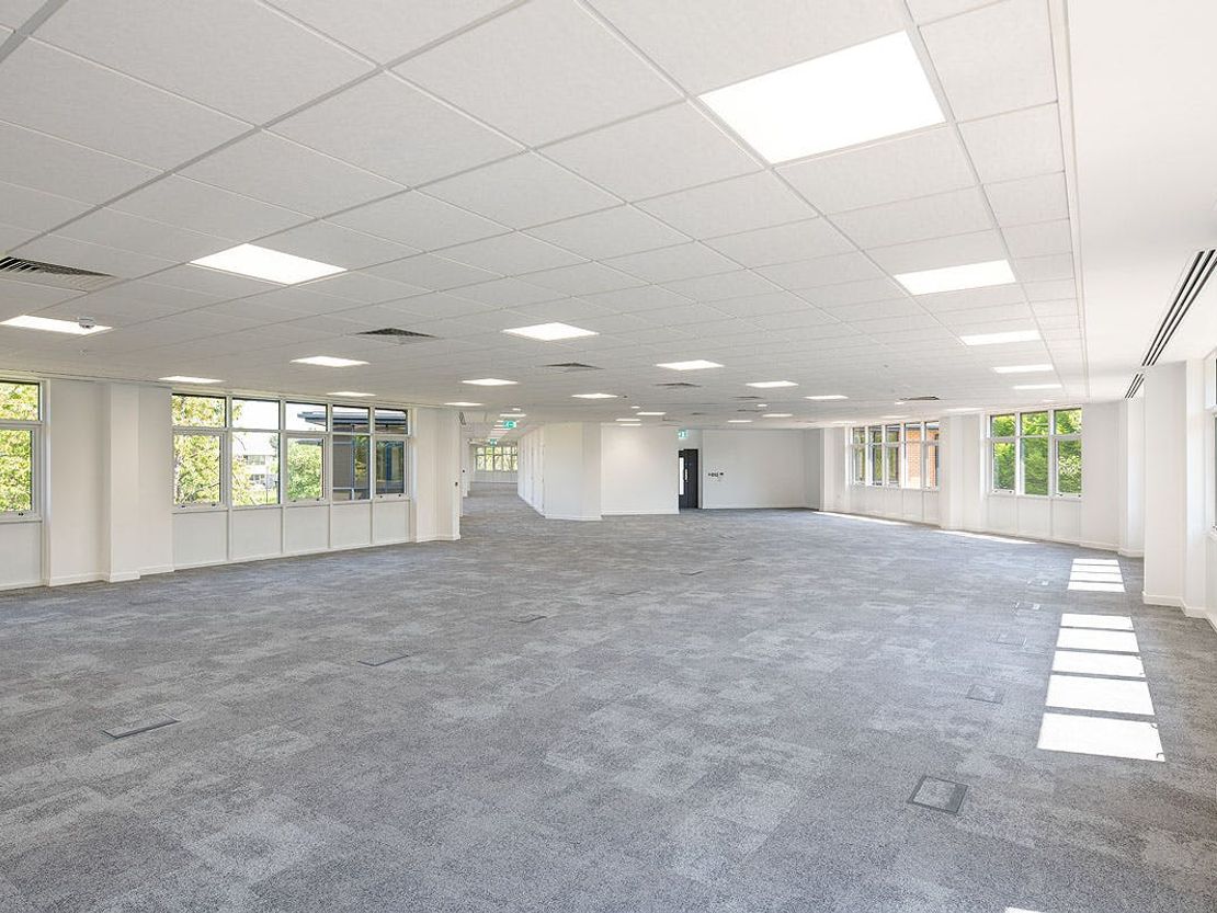 300 Cambridge Science Park, Cambridge, CB4 0FZ