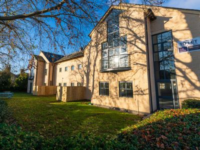 Property Image for Mill Court, Great Shelford, Cambridge, CB22 5LD