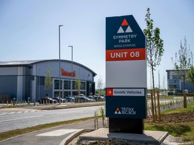 Property Image for Unit 8 Phase 3, Symmetry Park, Stratton Business Park, Biggleswade, SG18 8YY