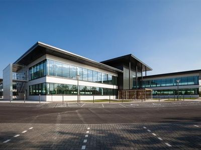 Property Image for 8200 Cambridge Research Park, Beach Drive, Waterbeach, Cambridge, CB25 9PD