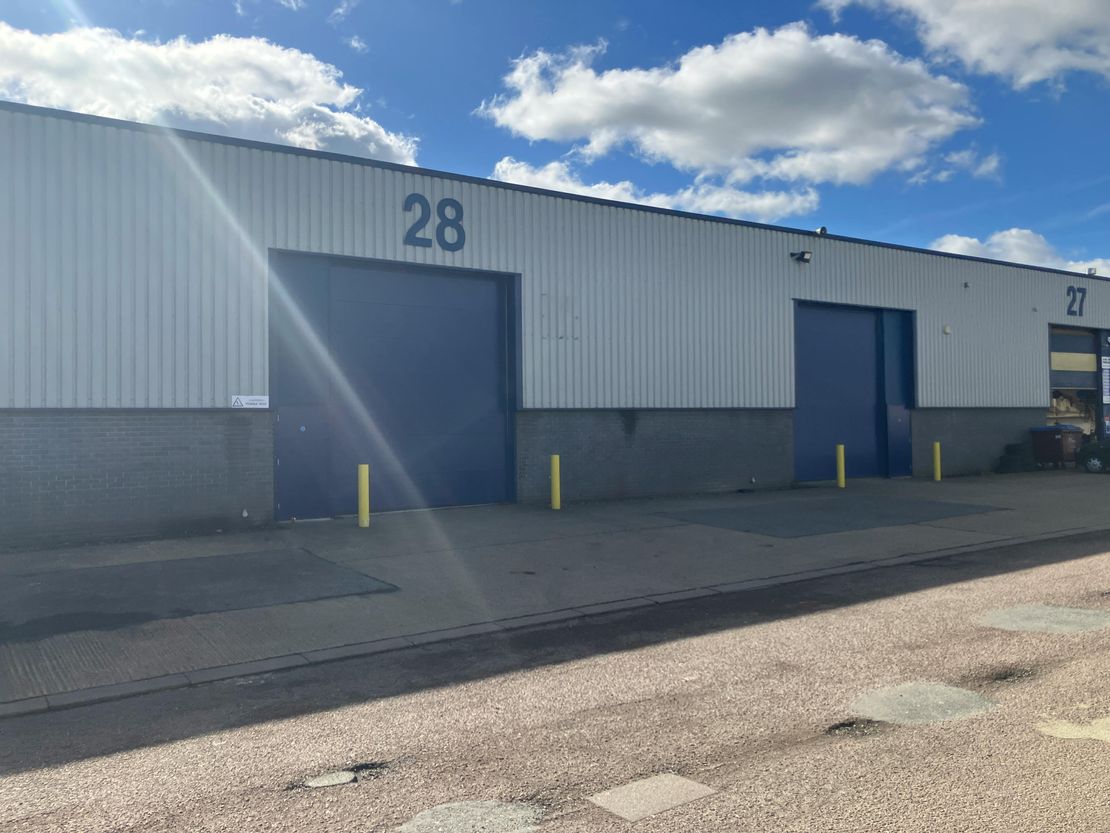 28 Heathfield, Stacey Bushes Industrial Estate, Stacey Bushes, Milton Keynes, MK12 6HR