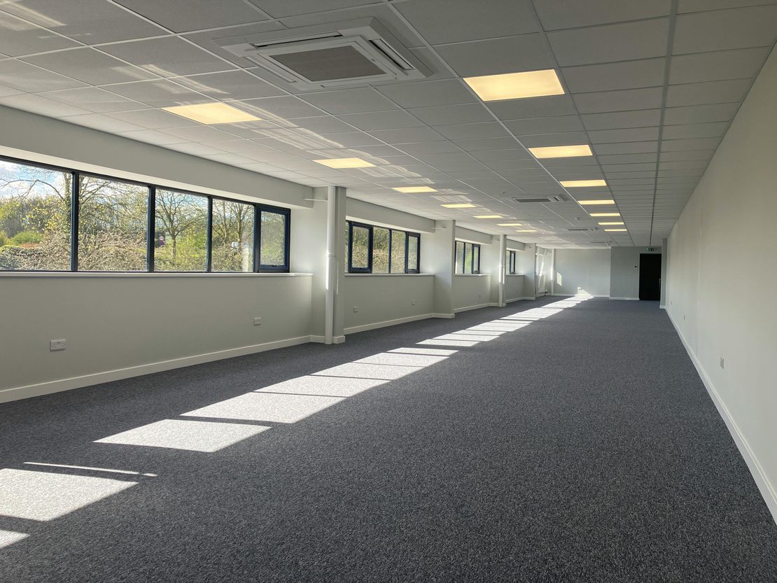 28 Heathfield, Stacey Bushes Industrial Estate, Stacey Bushes, Milton Keynes, MK12 6HR