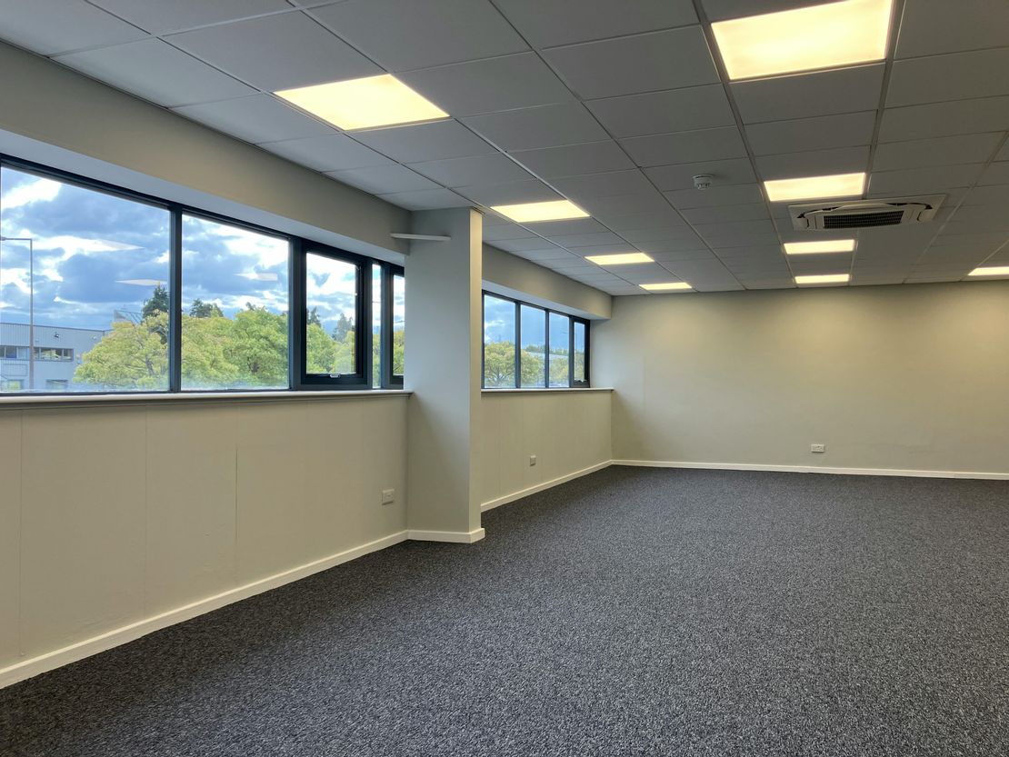 21 Erica Road, Stacey Bushes, Milton Keynes, MK12 6HS
