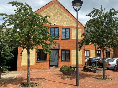 Property Image for 9 Warren Yard, Warren Park, Wolverton Mill, Milton Keynes, MK12 5NW