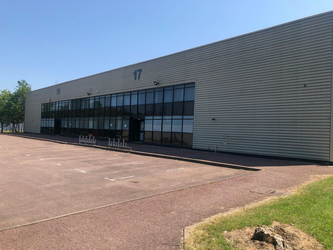 Units 17-18  Peverel Drive, Granby Trade Park,, Bletchley, Milton Keynes, MK1 1NN