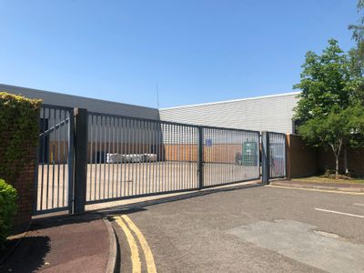 Property Image for Units 17-18  Peverel Drive, Granby Trade Park,, Bletchley, Milton Keynes, MK1 1NN