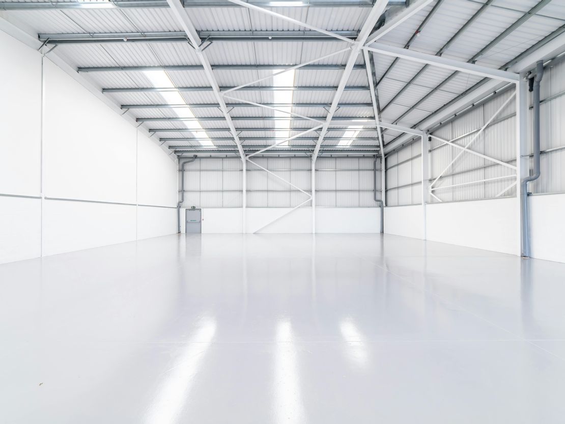 Unit 5 Deltic Trade Park, Milton Keynes, MK13 8LD