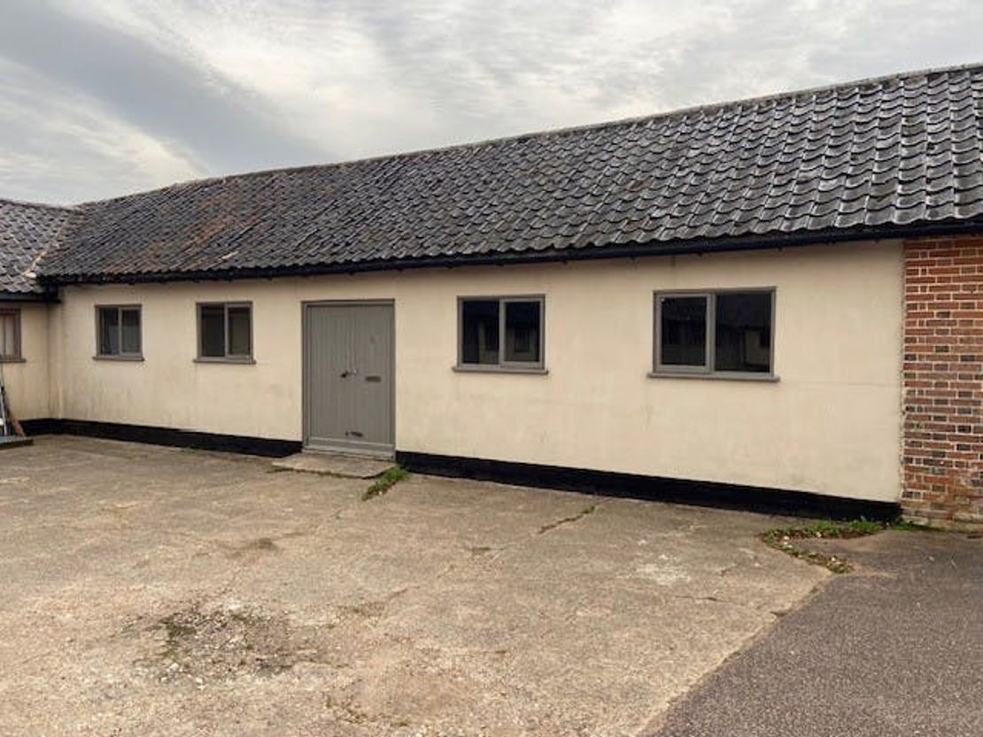 Units 5 9 9A & 10,Hall Farm Workshops, Units 5 9 9A & 10,Hall Farm Workshops, Morningthorpe, Norwich, NR15 2LJ