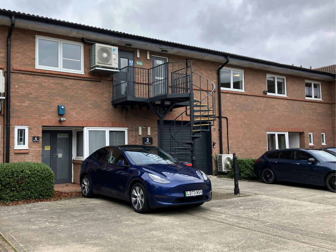 4 Drakes Mews, Crownhill, Milton Keynes, MK8 0ER